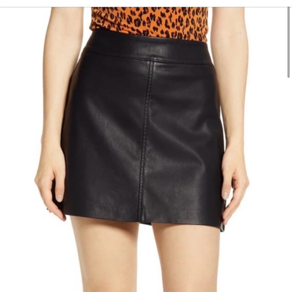 Blank NYC Black Faux Leather Pencil Skirt size 29  NWOT